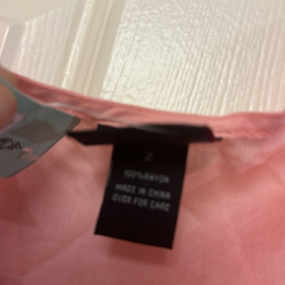 NWT Torrid light pink v neck lightweight blouse top 2X - Picture 7 of 8